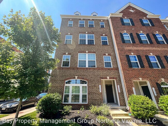 Foto del edificio - 3 br, 2.5 bath House - 13699 Endeavour Dr