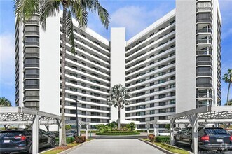 Building Photo - 8800 S Ocean Dr