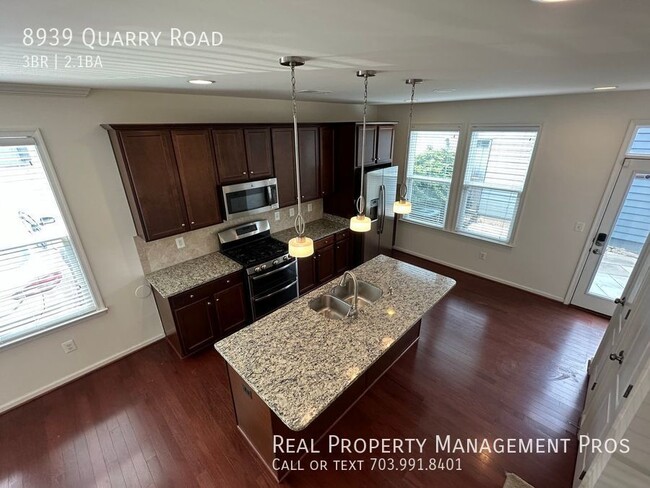 Building Photo - Qualify for a zero deposit? Minutes to VRE