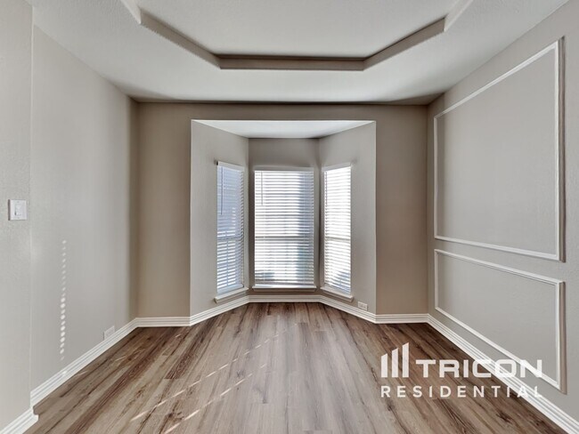 Foto del edificio - 125 Lake Trail Dr