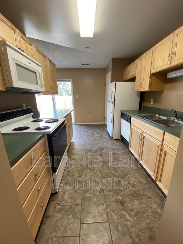 Foto del edificio - 1211 Downey St