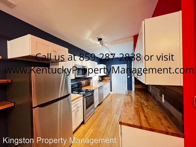 Foto del edificio - 3 br, 3 bath House - 706 Lancaster Ave.