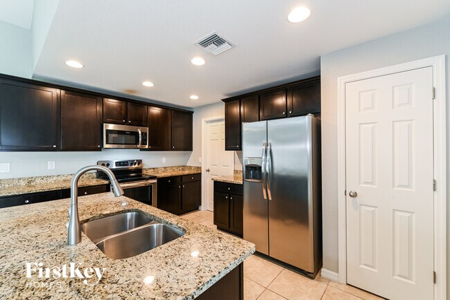 Foto del edificio - 617 SW 13th Terrace