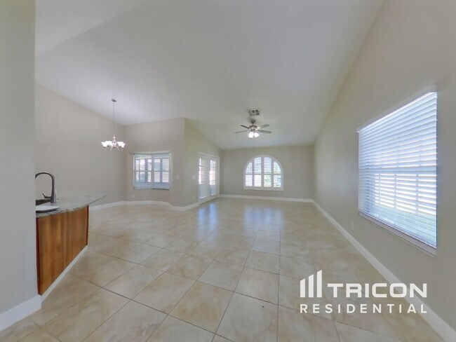 Foto del edificio - 12895 Downstream Cir