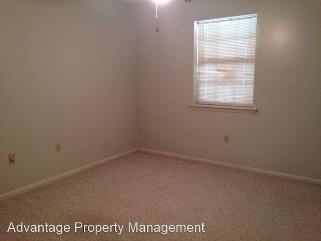 Building Photo - 3 br, 2 bath House - 11 Northwood