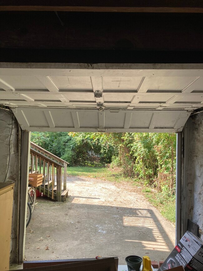 Foto del edificio - 5004 Euclid Ave