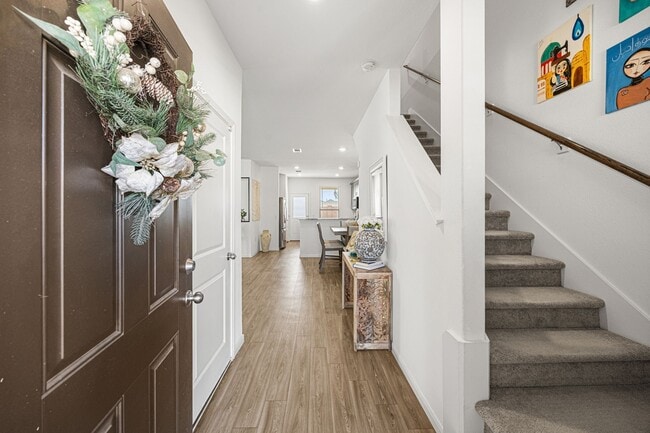 Building Photo - 8207 Star Ter Dr