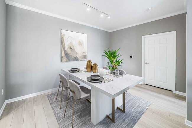 Building Photo - River Run at Naperville