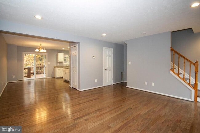Foto del edificio - 9432 Loch Leven Ct