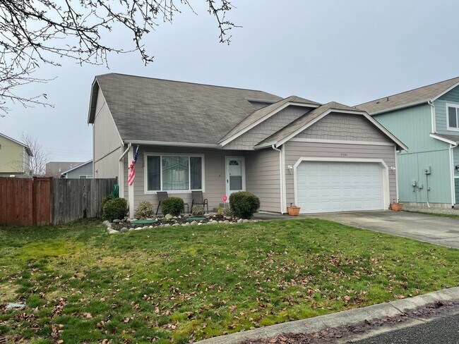 Foto del edificio - Convenient Location 10 minutes to JBLM Eas...