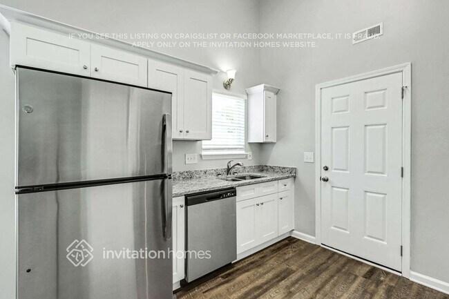 Foto del edificio - 6207 Cottageville Ln