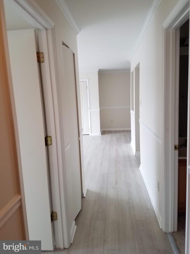 Building Photo - 110 Brookland Ct