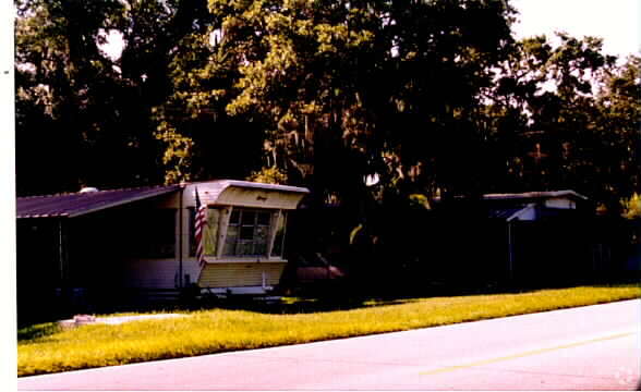 Primary Photo - Tanglewood Village