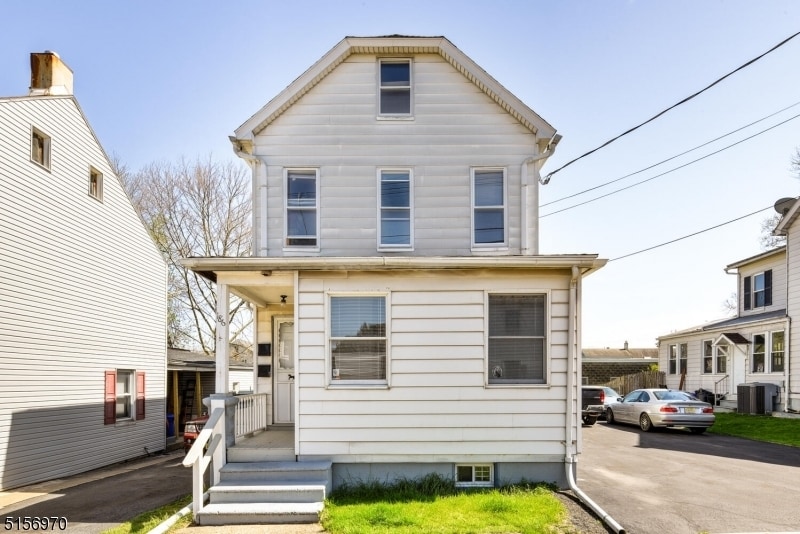 Primary Photo - 186 Hudson St