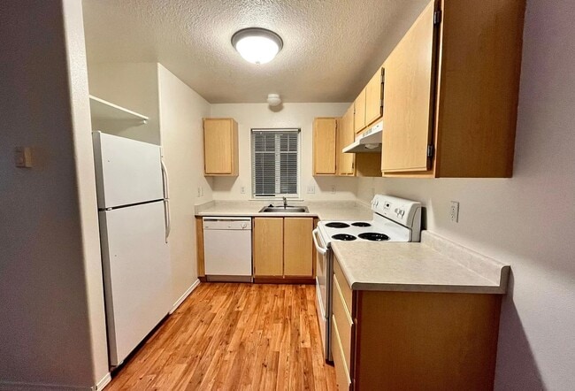 Interior Photo - MF 11 - Cedarhurst Village Apartments