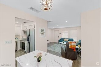 Building Photo - 4502 Parrot Ave