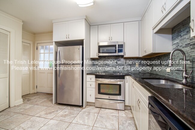 Foto del edificio - Large 2/1 Quiet Street