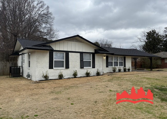 Building Photo - 1456 E Raines Rd