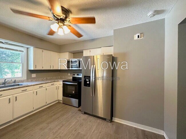 Foto del edificio - 1318 SW Lynn Dr