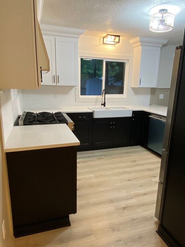 Foto del edificio - 2928 Westedge Blvd