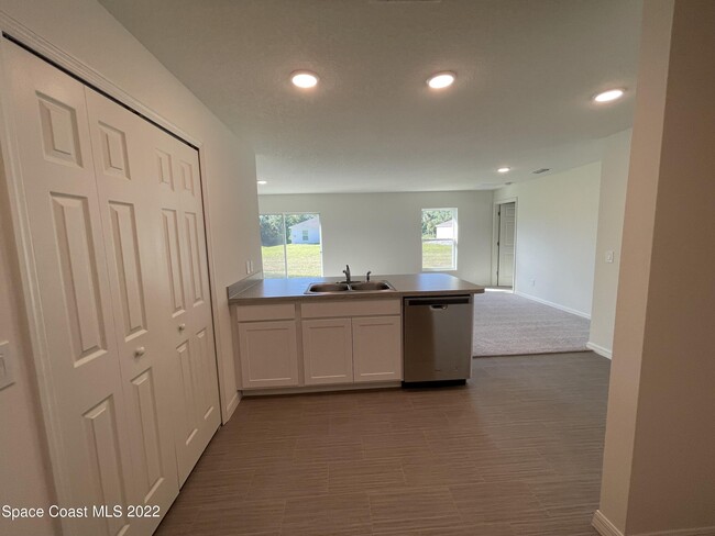 Foto del edificio - 1218 Landau Rd SW
