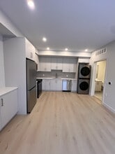 Building Photo - 79 Marquette Ave