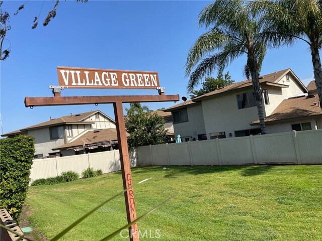 Building Photo - 960 Pinyon Ct