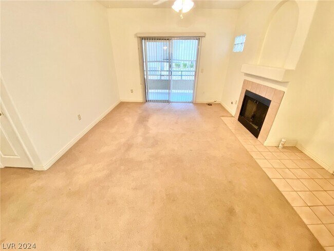 Foto del edificio - 2251 Wigwam Pkwy