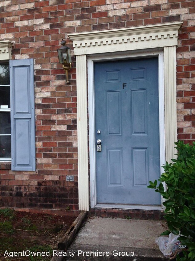 Primary Photo - 2 br, 1.5 bath House - 152 F Rahway Road U...