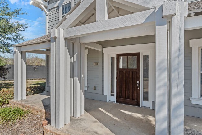 Building Photo - PRE-LEASE July 2023!!! 2/2.5 in The Woodla...
