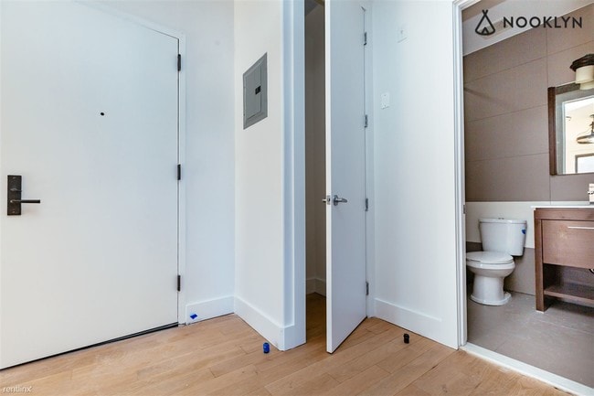 Building Photo - 1020 Manhattan Ave