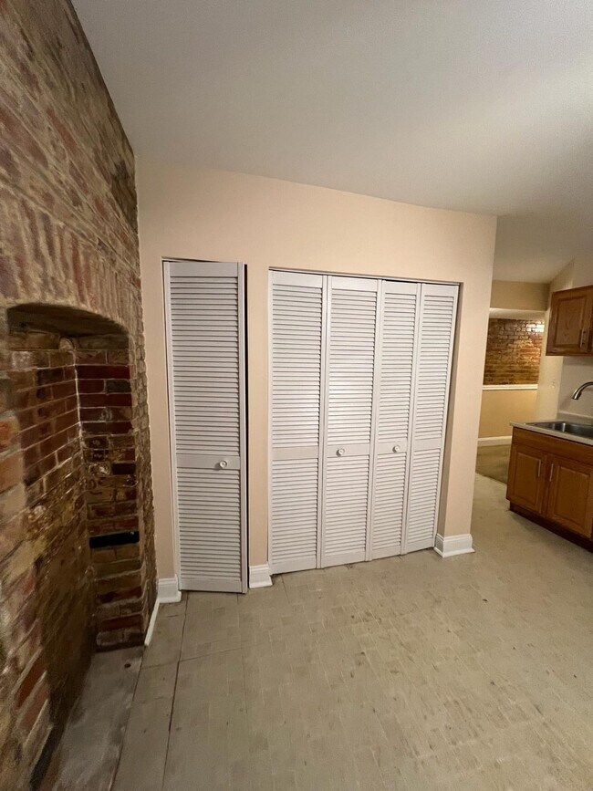 Foto del edificio - 619 Q St NW