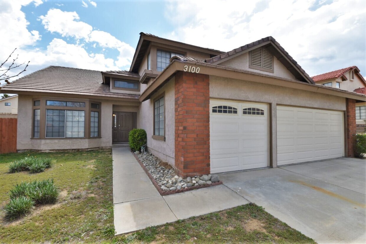 3100 Regency Way House Rental in Palmdale, CA