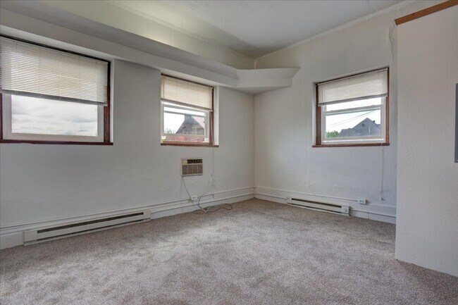 Foto del edificio - Cozy Studio Apartment - Menomonie, WI