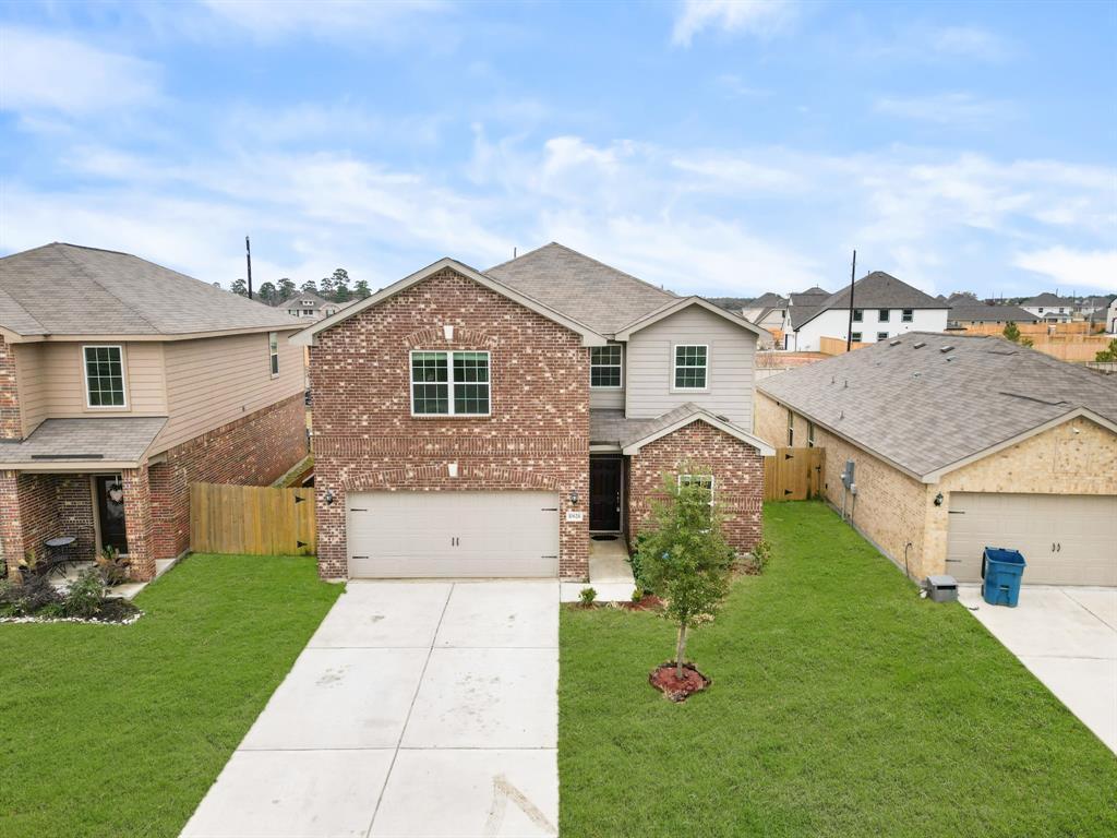 Primary Photo - 10626 Hillside Creek Dr