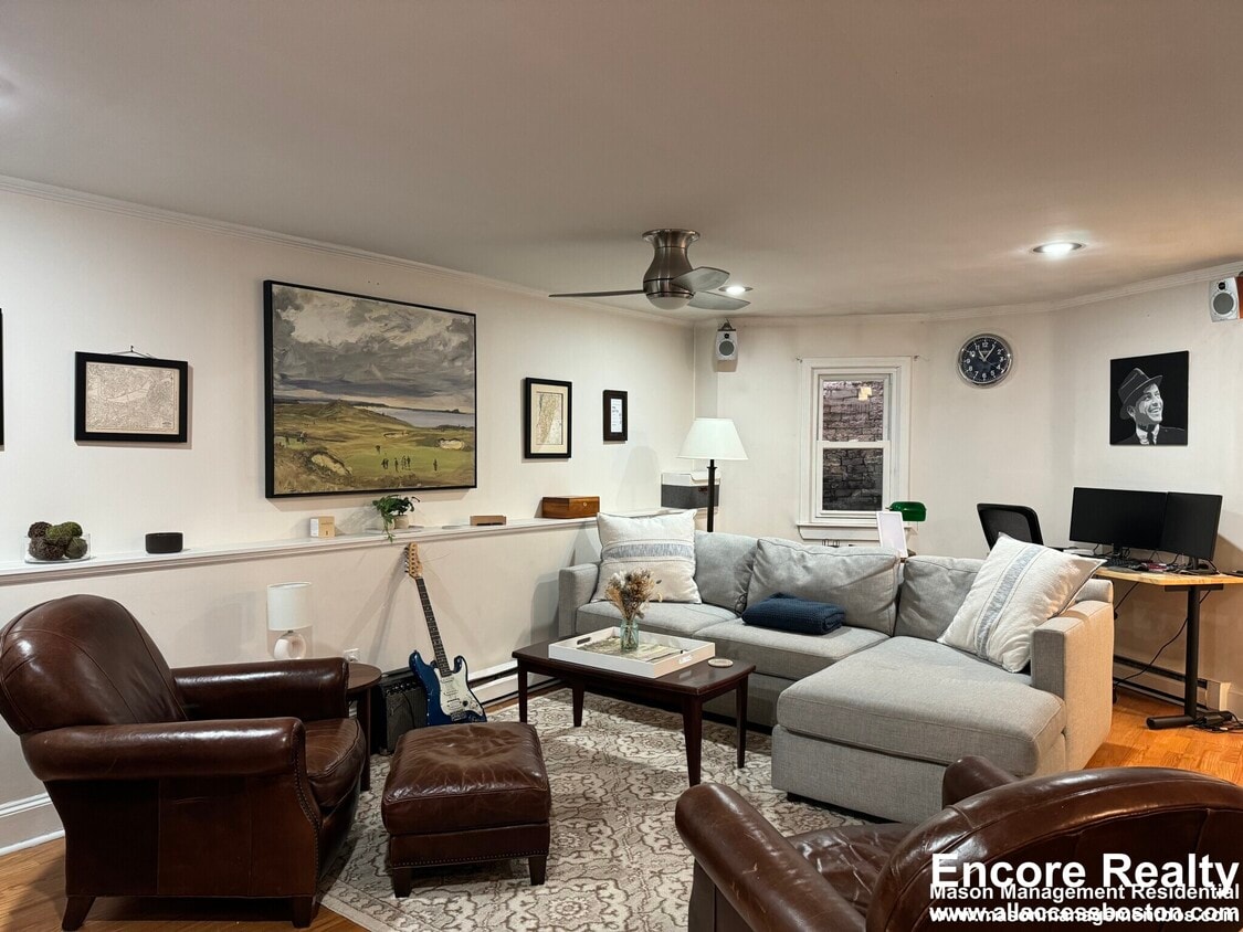 Foto principal - 519 Columbus Ave