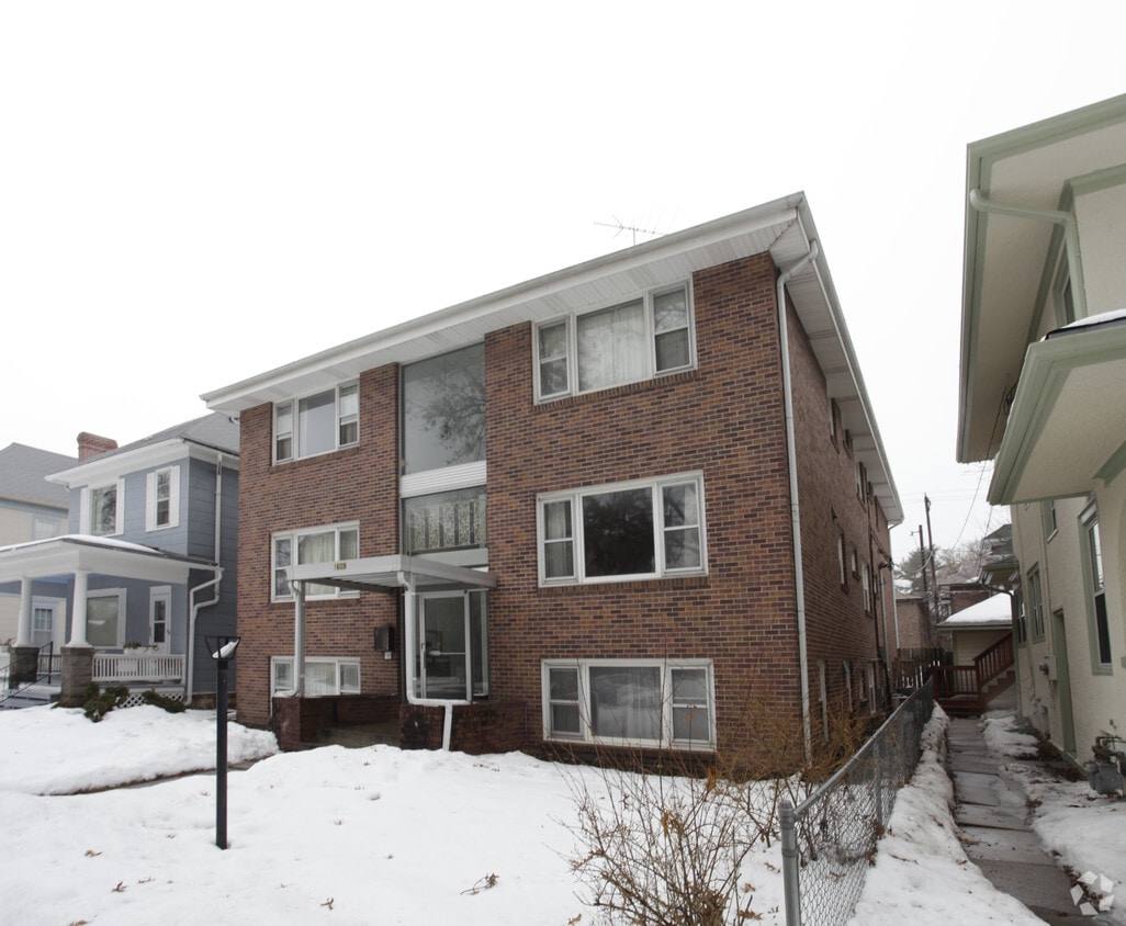 Building Photo - 1609 D St