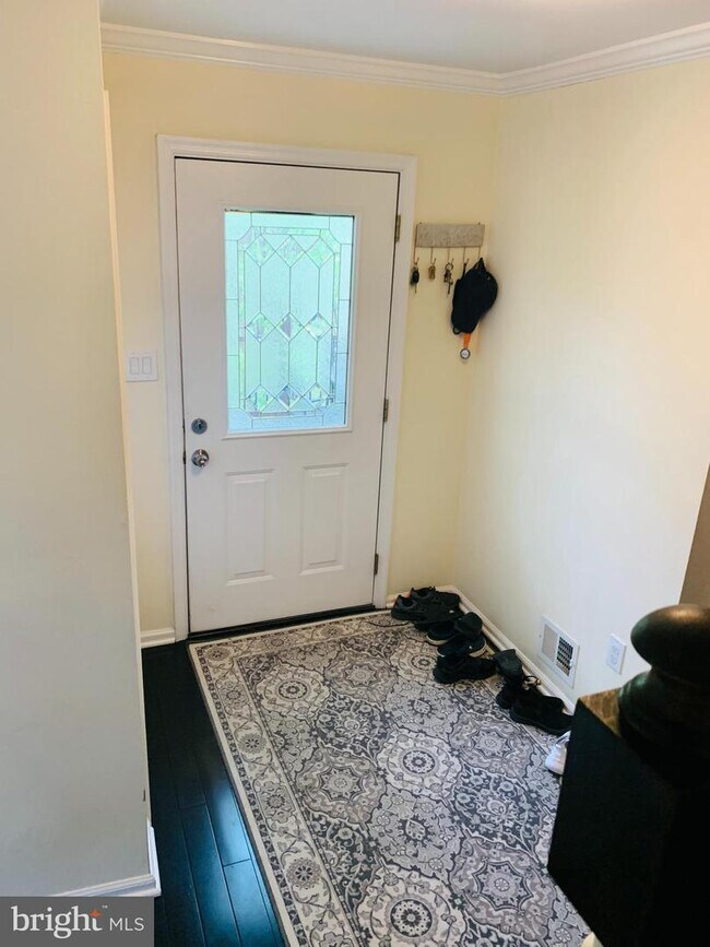 36 Goodport Ct, Gaithersburg, MD 20878 Townhome Rentals in