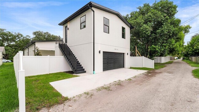 Foto del edificio - 2730 37th Ave N