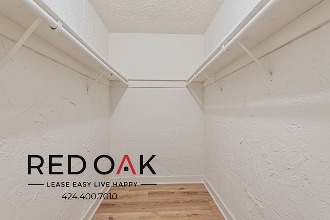 Building Photo - 11173 1/2 Charnock Rd-104