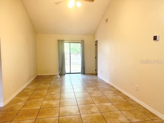Building Photo - 1404 Montezuma Ave