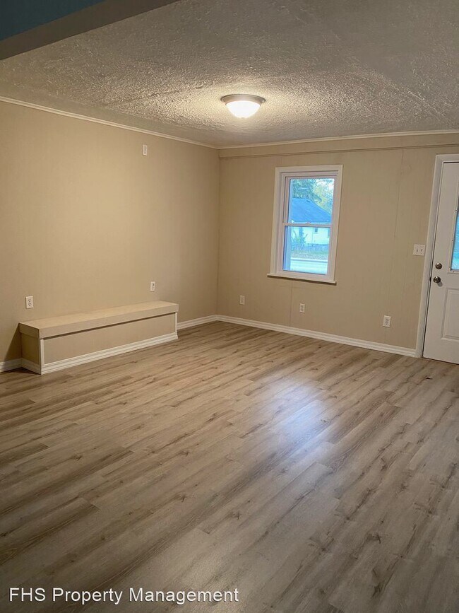 Foto del edificio - 4 br, 2 bath House - 2236 N. National Ave.