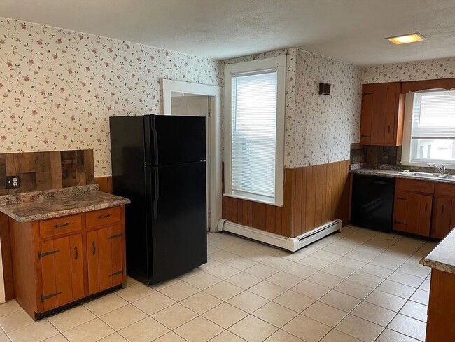 Building Photo - 61 Cushing St