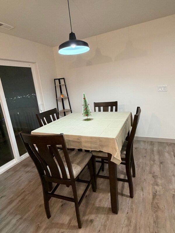 Foto del edificio - 185 Truman Dr