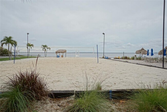 Foto del edificio - 2506 N Rocky Point Dr