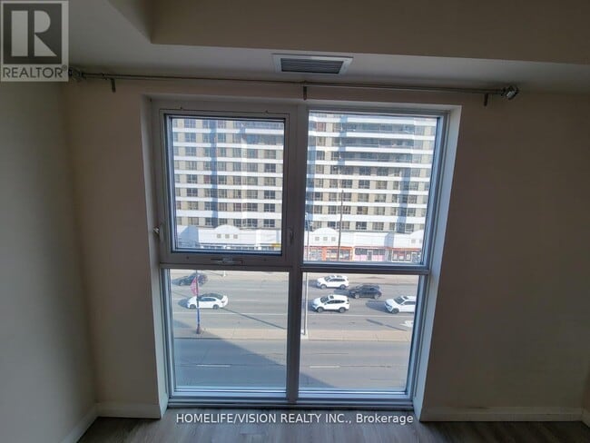 Building Photo - 2152 Lawrence Ave E