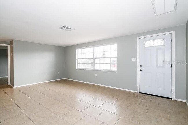 Foto del edificio - 3531 Rosewater Dr