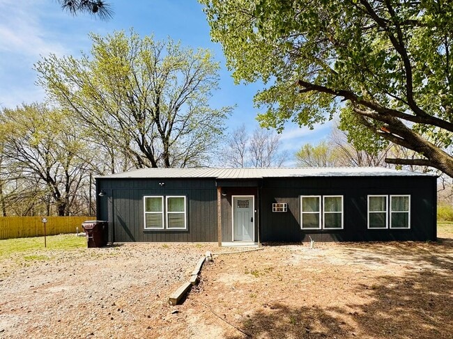Building Photo - 120880 S 4180 Rd