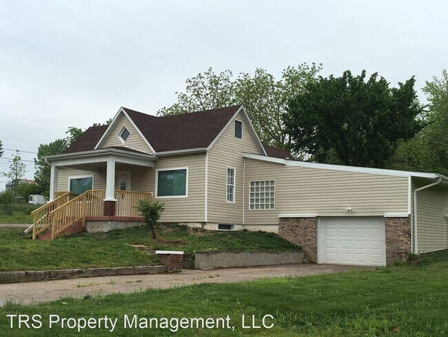 Building Photo - 3 br, 2 bath House - 7641 Henderson Rd