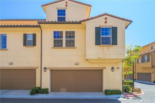 Building Photo - 137 Silverado